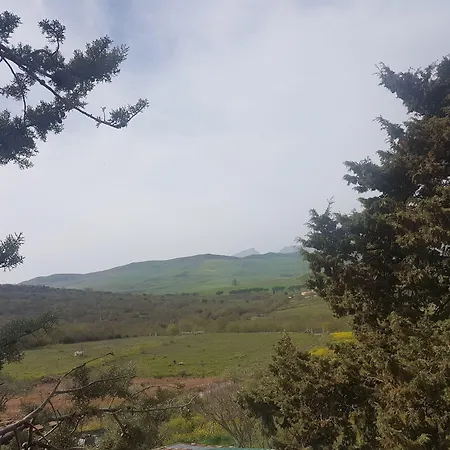 Al Bosco לינה וארוחת בוקר 3*